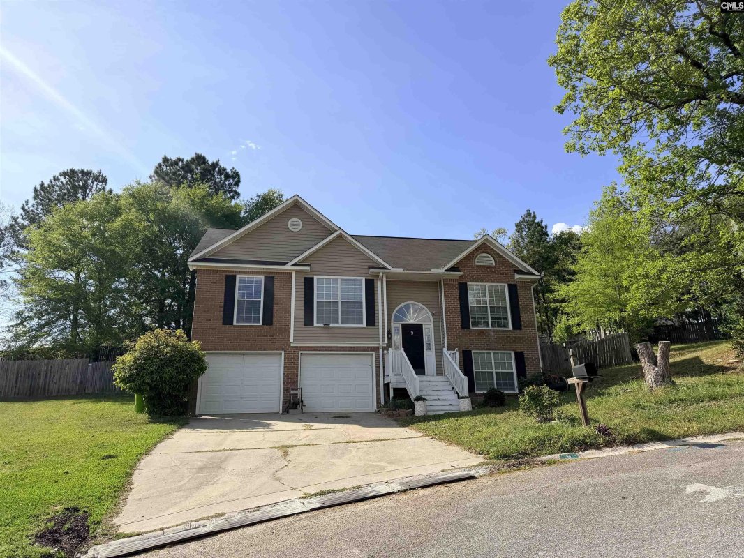 9 Sparwood Court