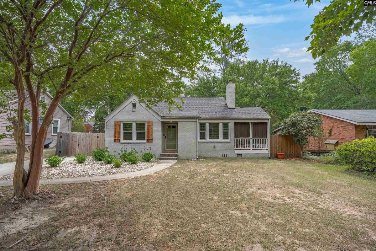 1622 Edgehill Road