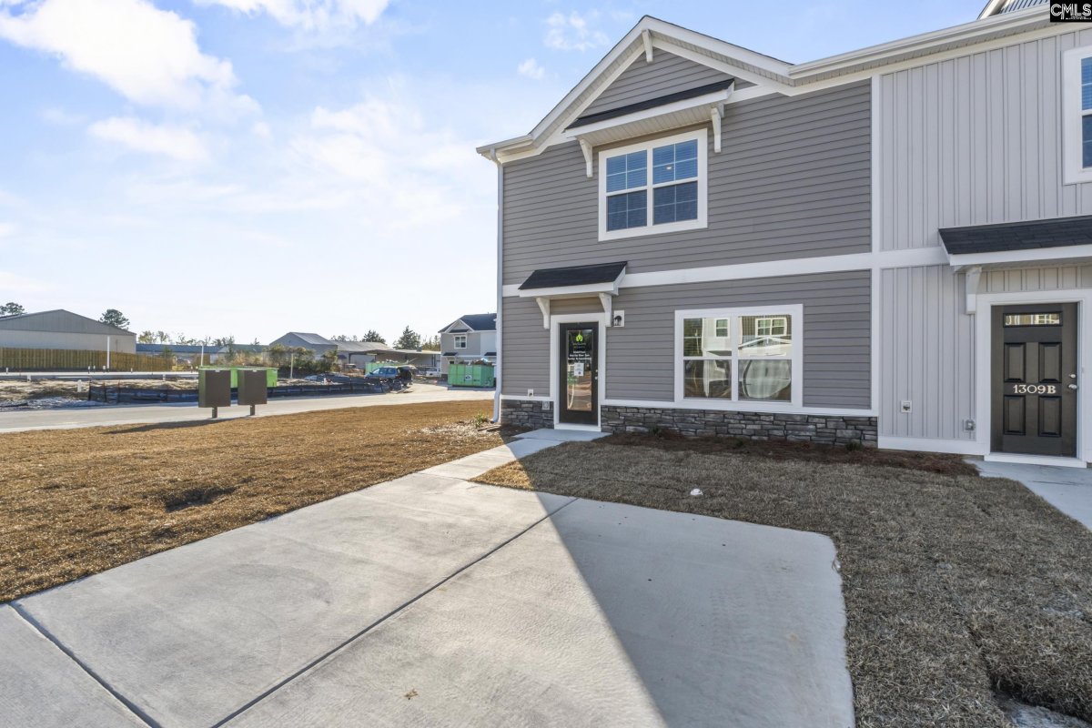 104 New Spring Way
