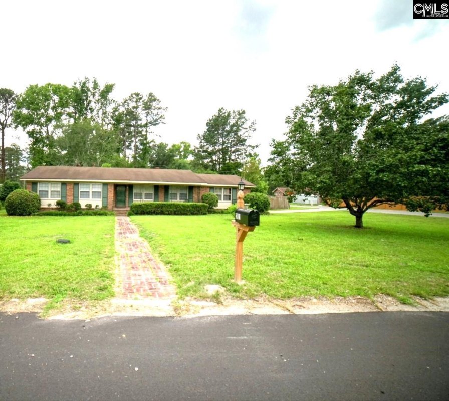 2901 Woodway Lane