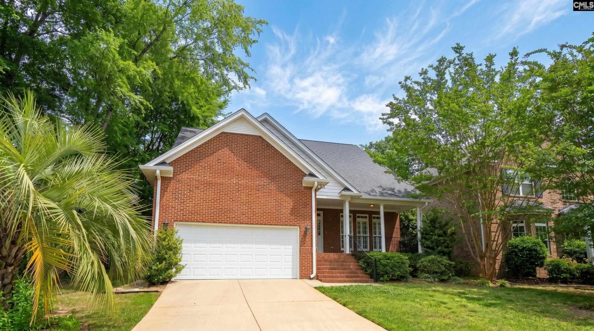 104 Lake Hilton Drive