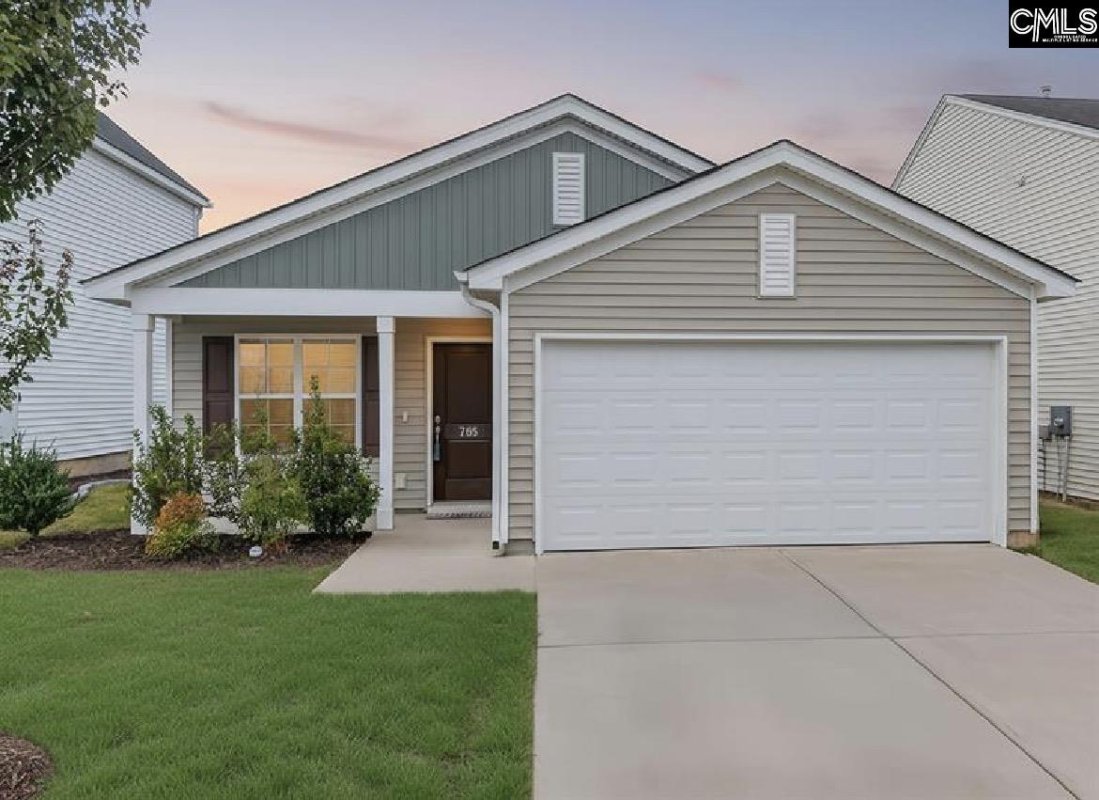 765 Tanager Lane