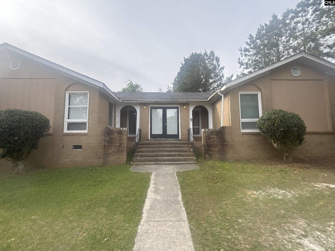 320 Folkstone Road