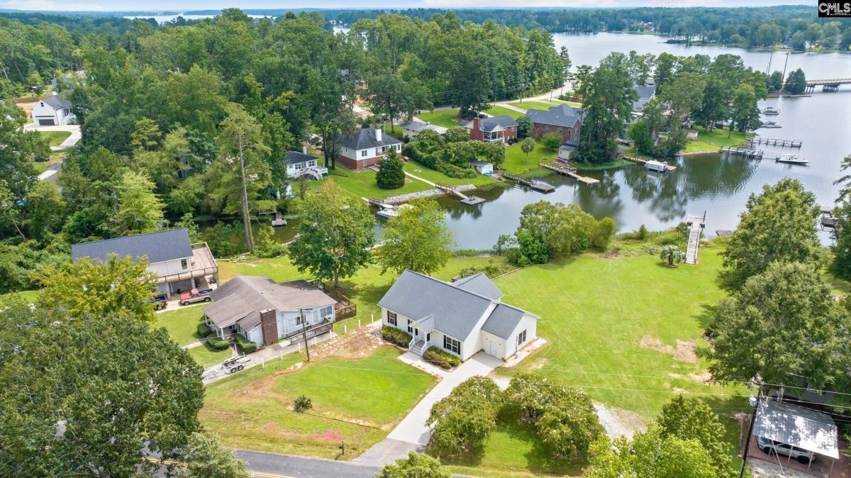 217 Lakewood Drive