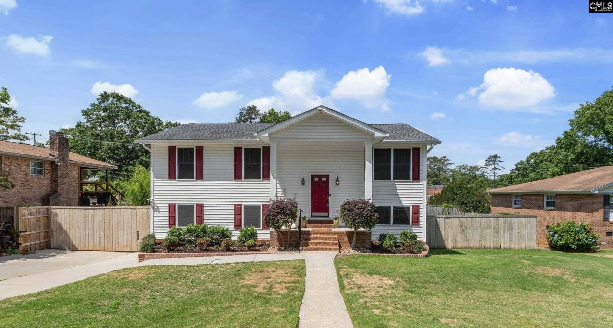 913 Riverview Drive