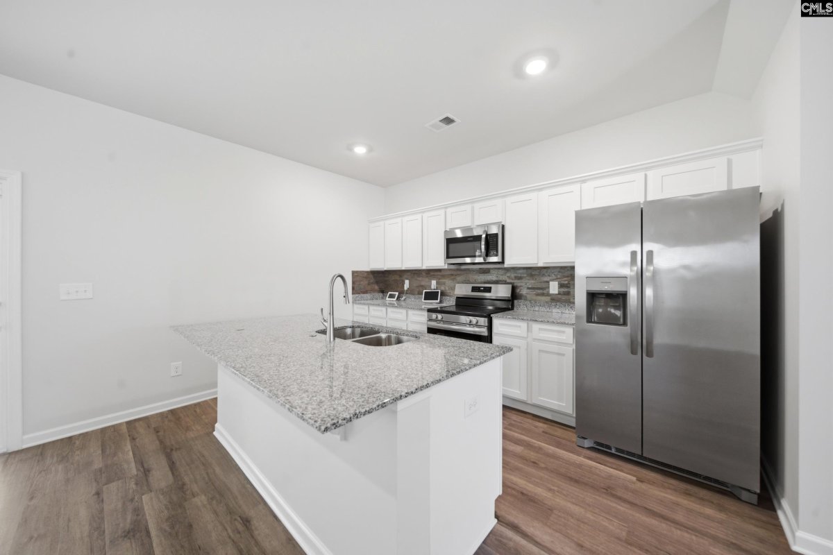 828 Yellow Swan Lane