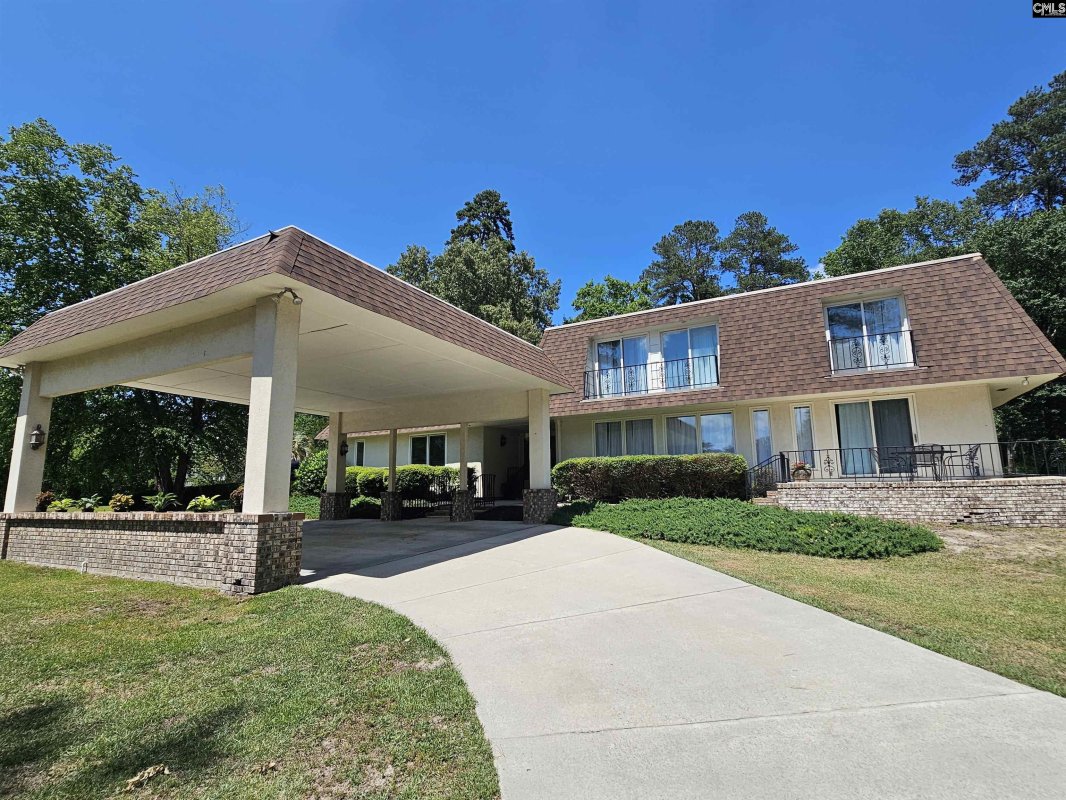 1134 Blakely Court