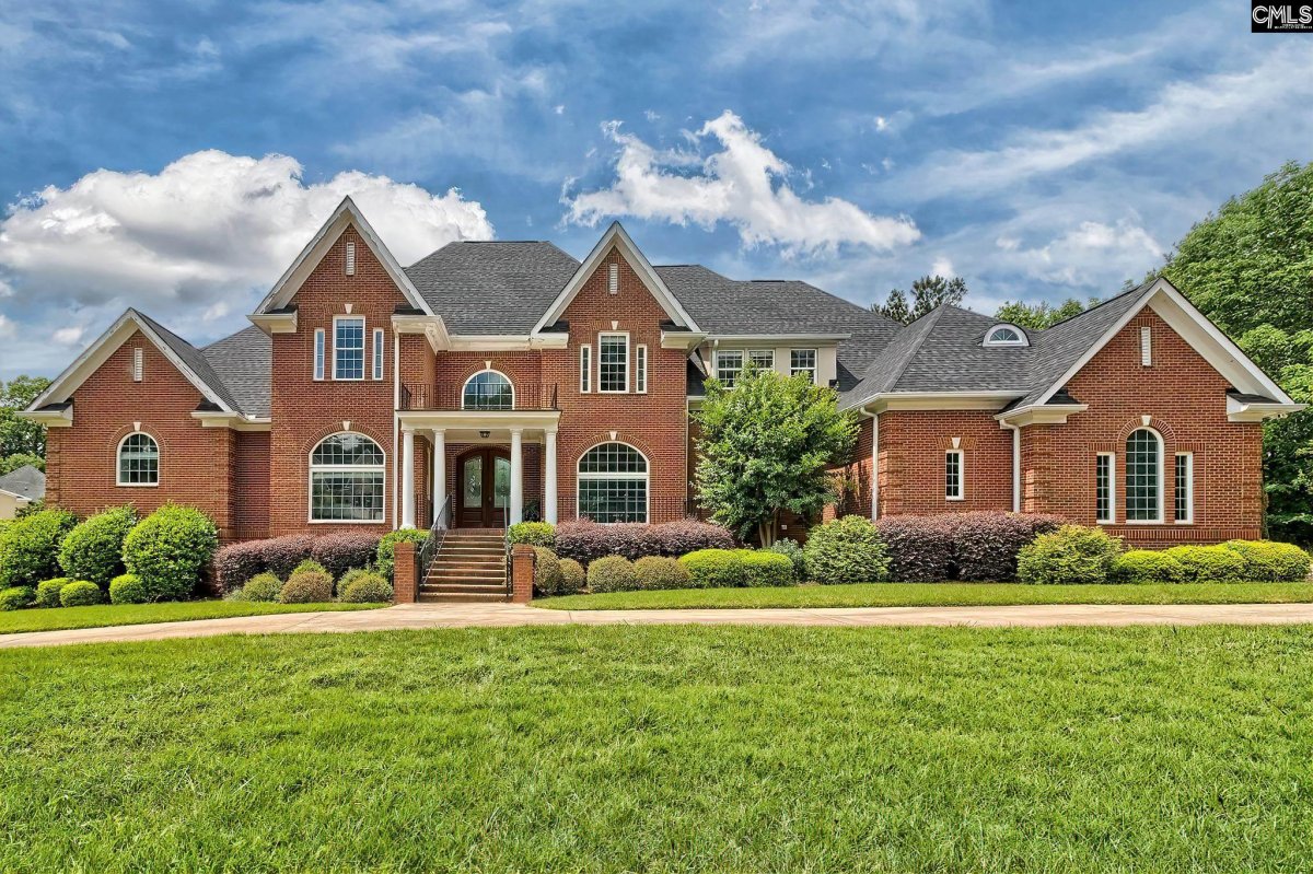 231 Laurent Way
