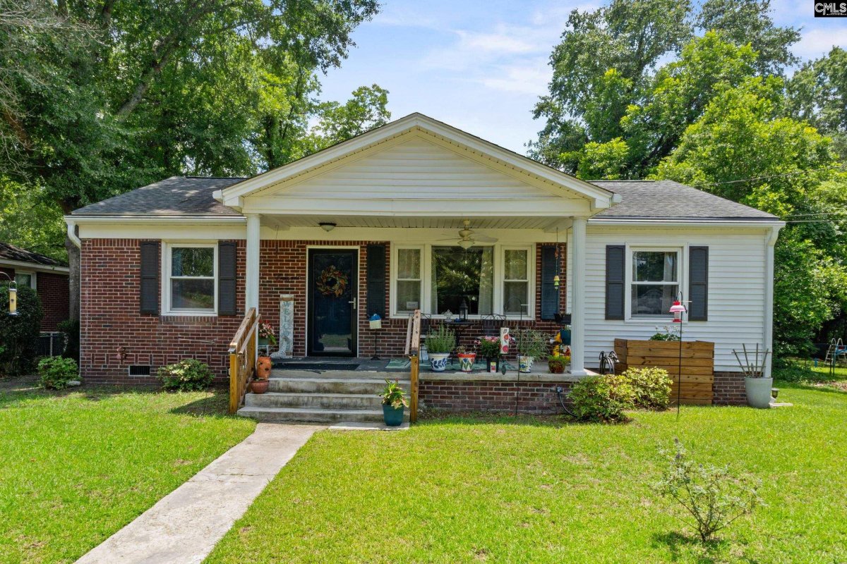 1735 Sunnyside Drive