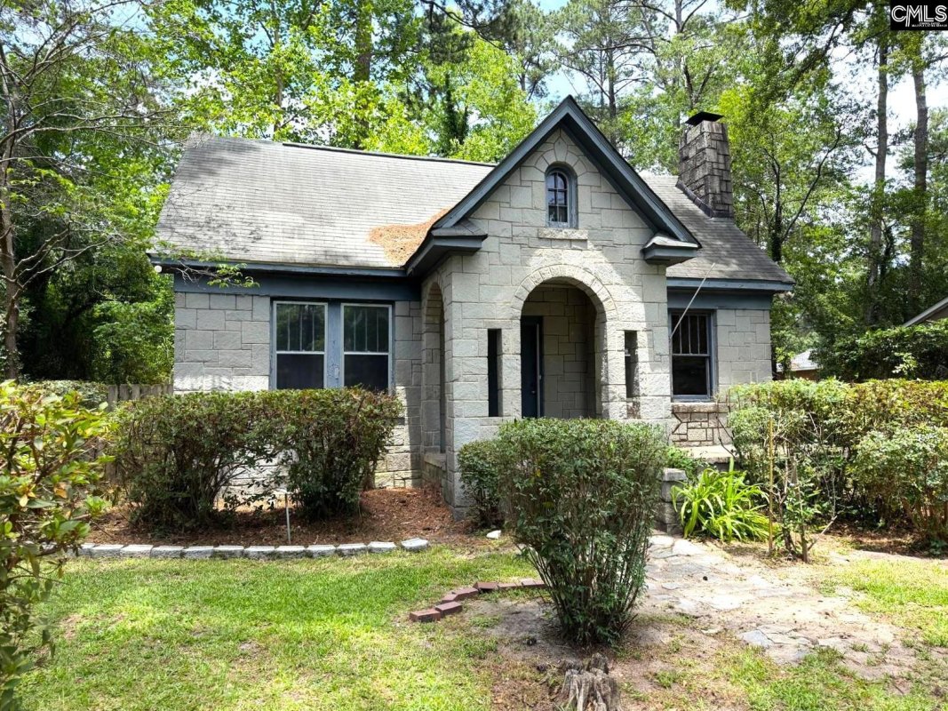 3961 Live Oak Street