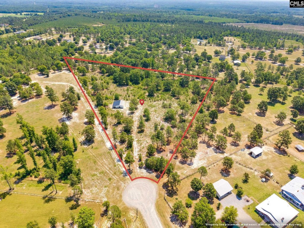 443 Hound Hollow Road
