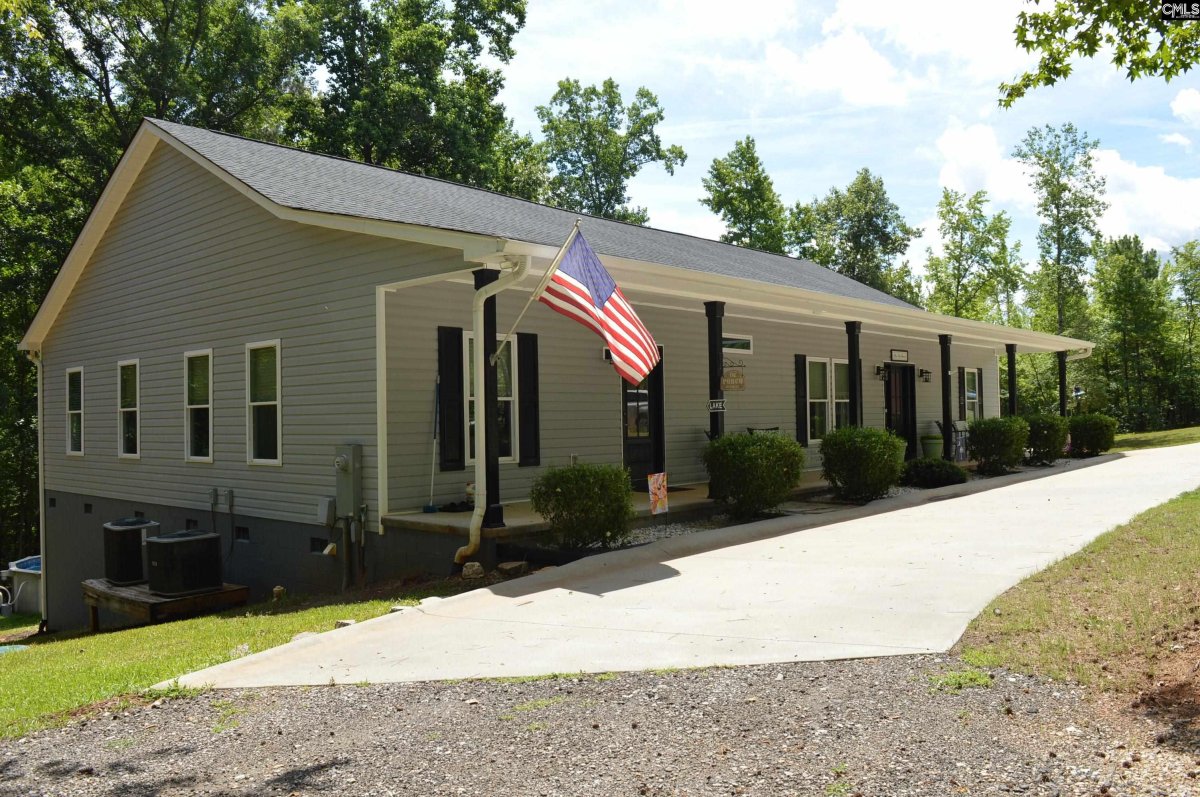 1759 Lake Road