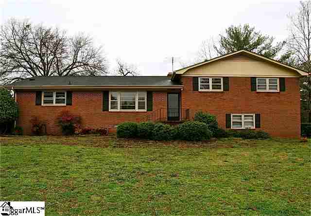 404 Bishop Drive