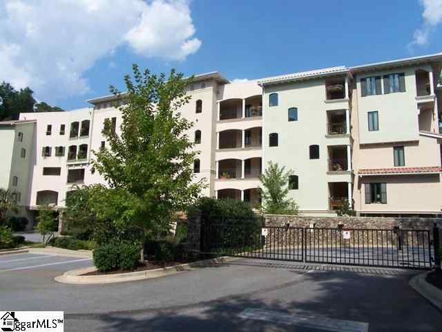 1209 E Washington Street #305