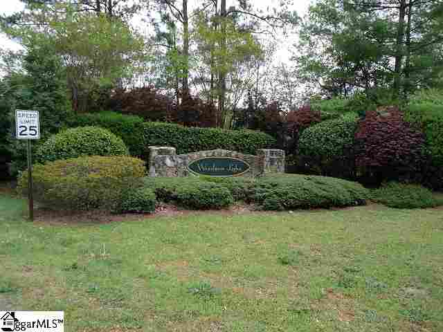 255 Holly Chase