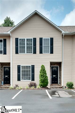 1124 E Lee Road