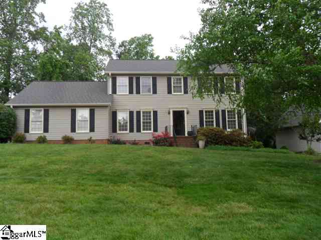 15 Bernwood Drive