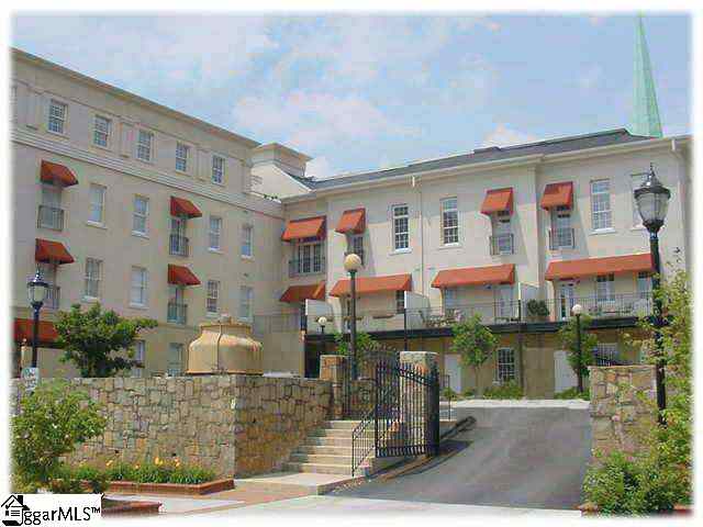 100 W Court Street #3J