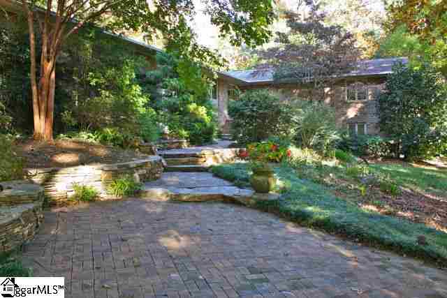 110 S Warwick Road