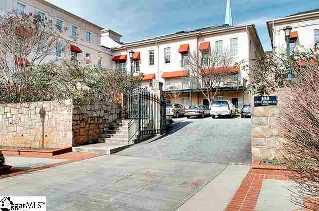 100 W Court St 2-A