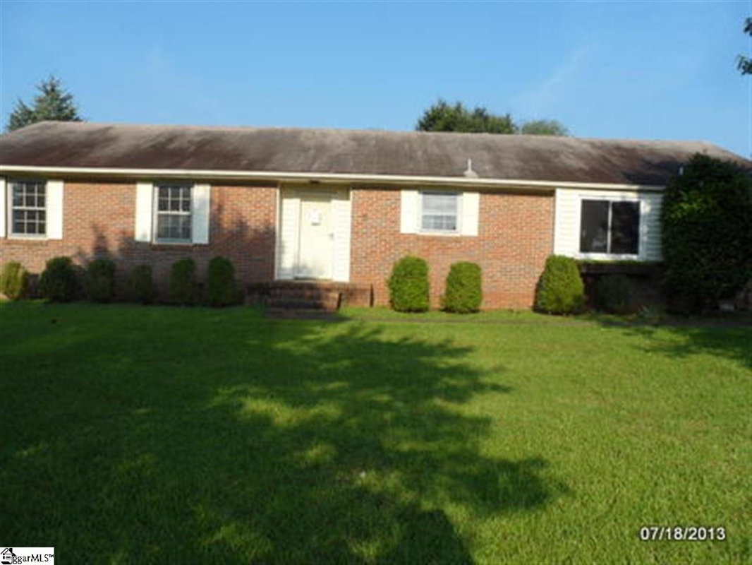218 Ashmore Bridge Road
