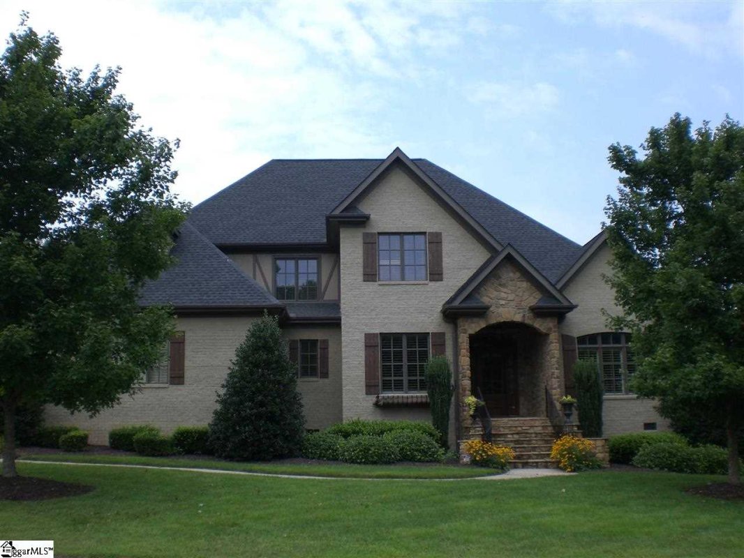 9 Fox Hunt Lane