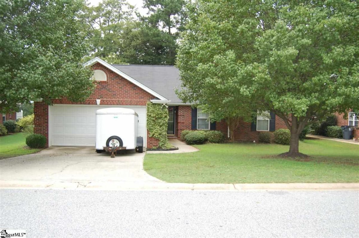 104 Baldwin Court