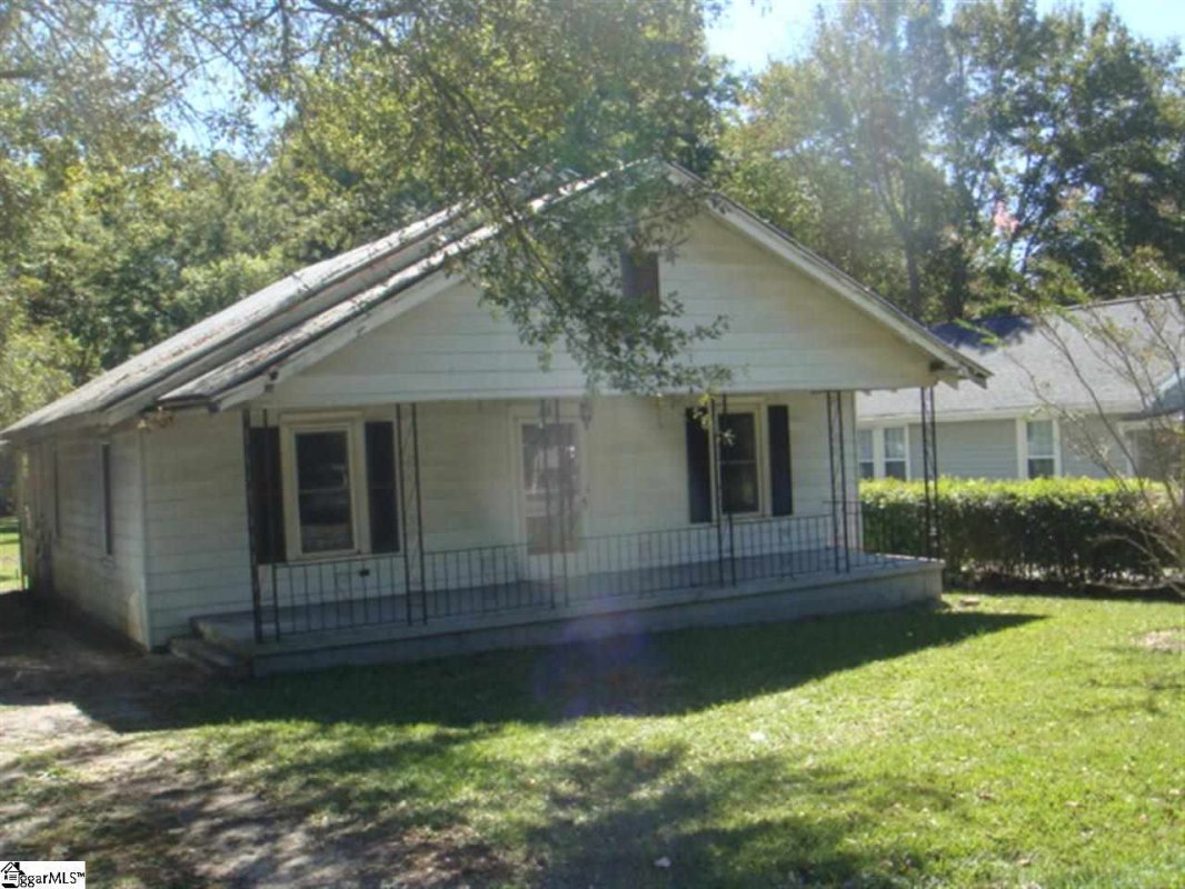 15 W Marion Road