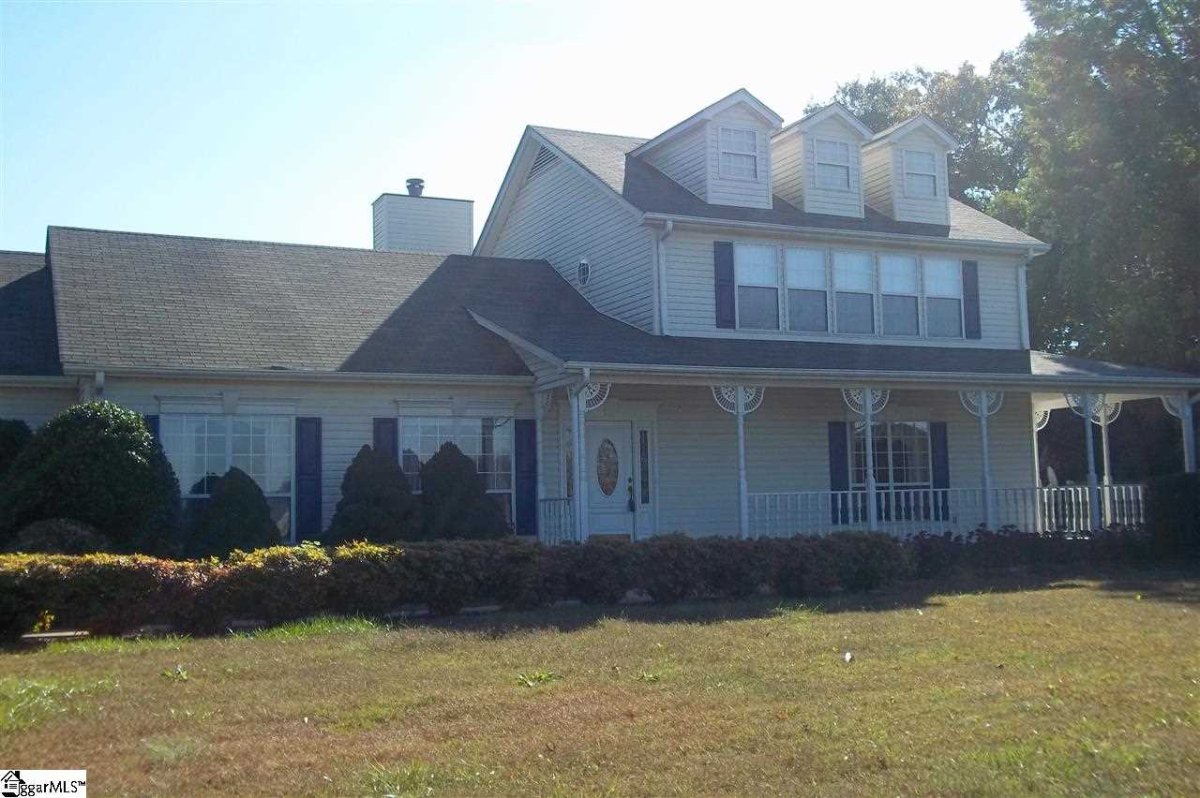 104 Wren Crossing Court