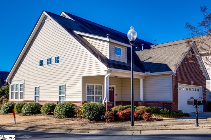 2 Butler Crossing Drive