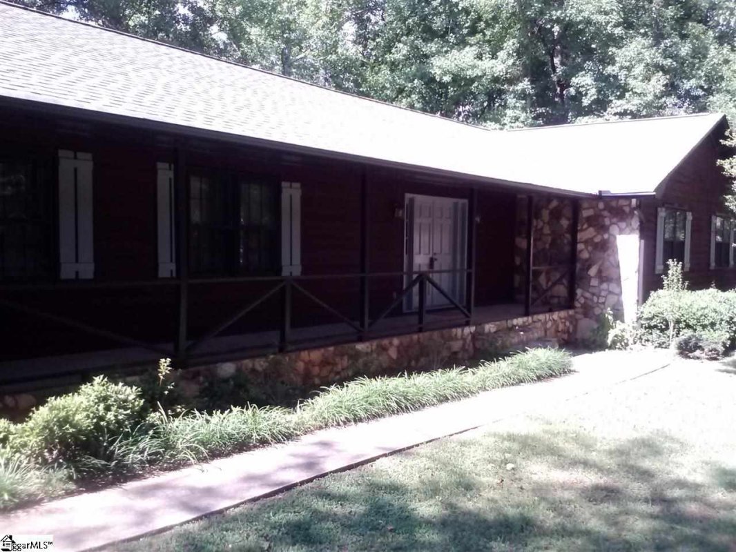 319 Shadowmere Drive