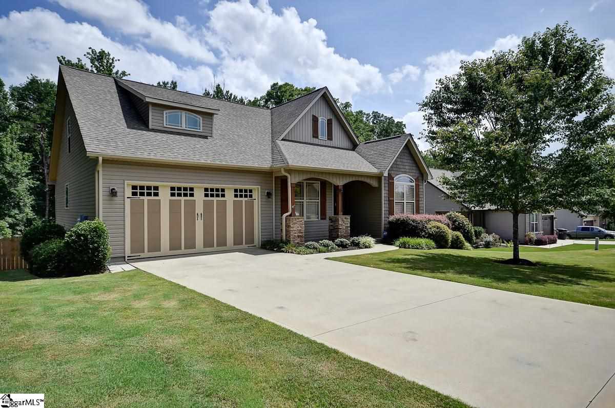 15 Pebblebrook Court