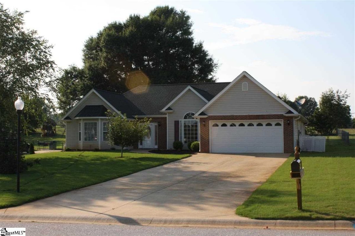 906 Morning Star Court