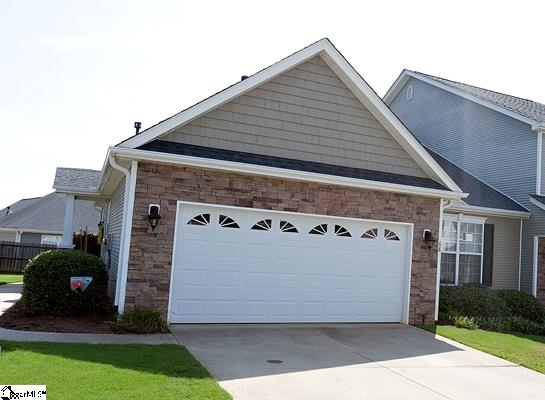 68 Roselite Circle