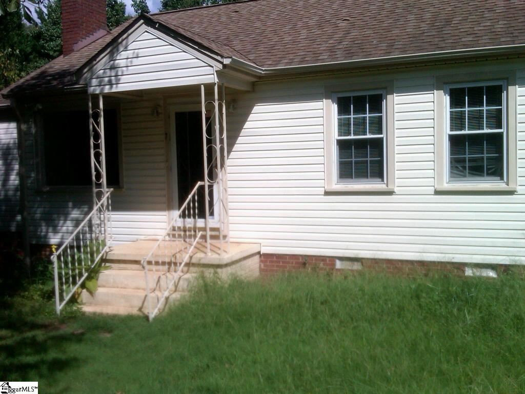 7 Edwards Street