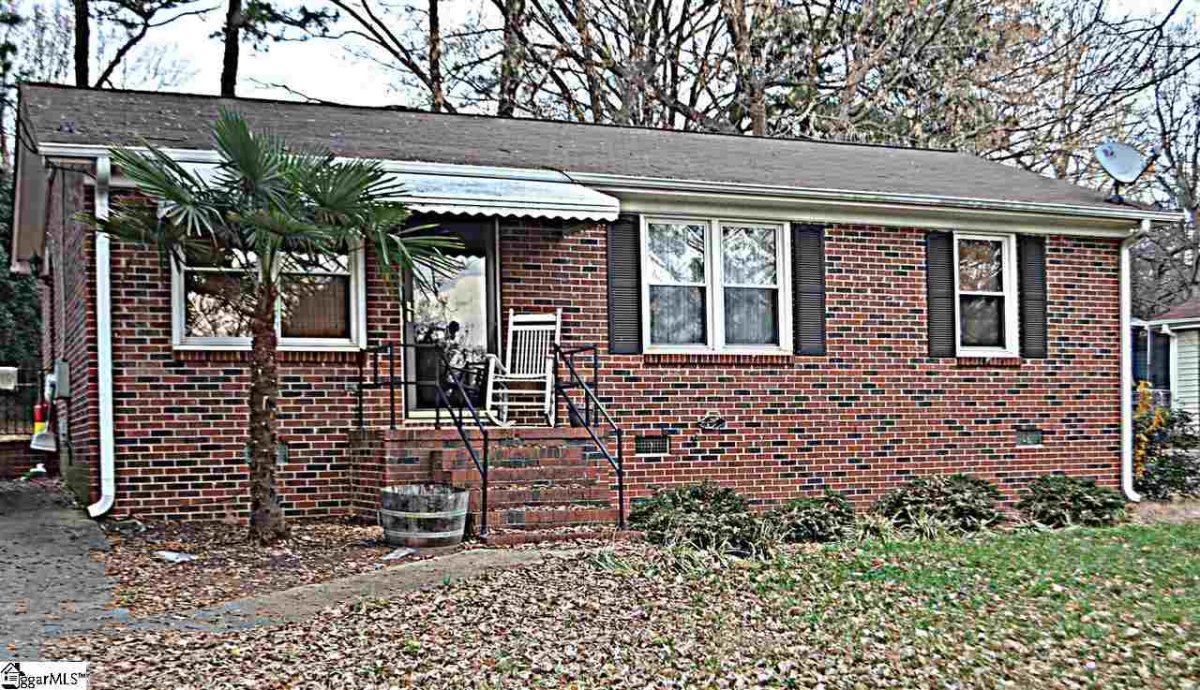 105 Center Drive