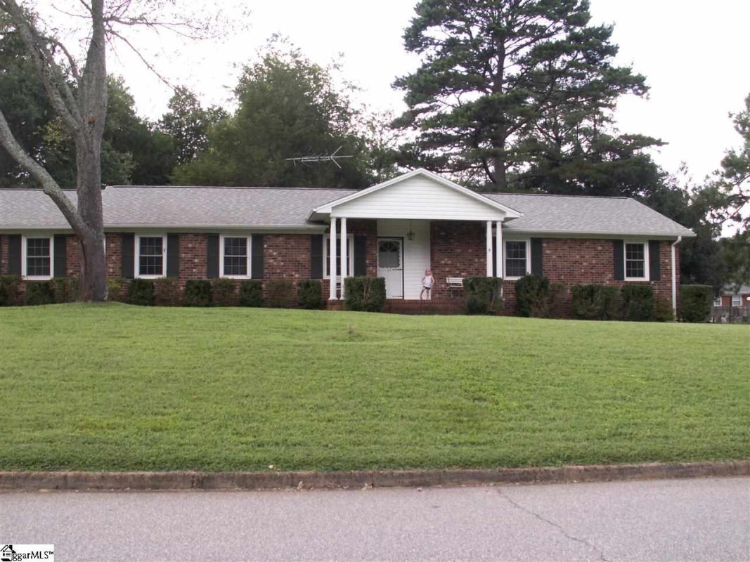 11 Roe Court