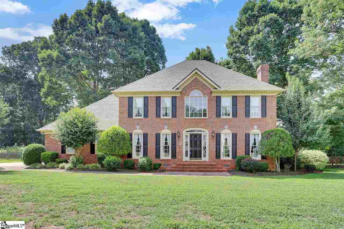 1010 Three Bridges Road