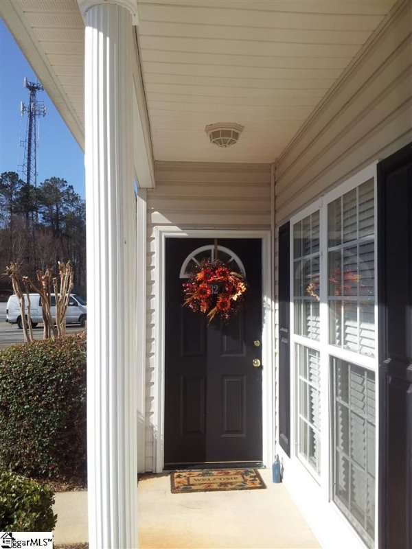 32 Ridgestone Court