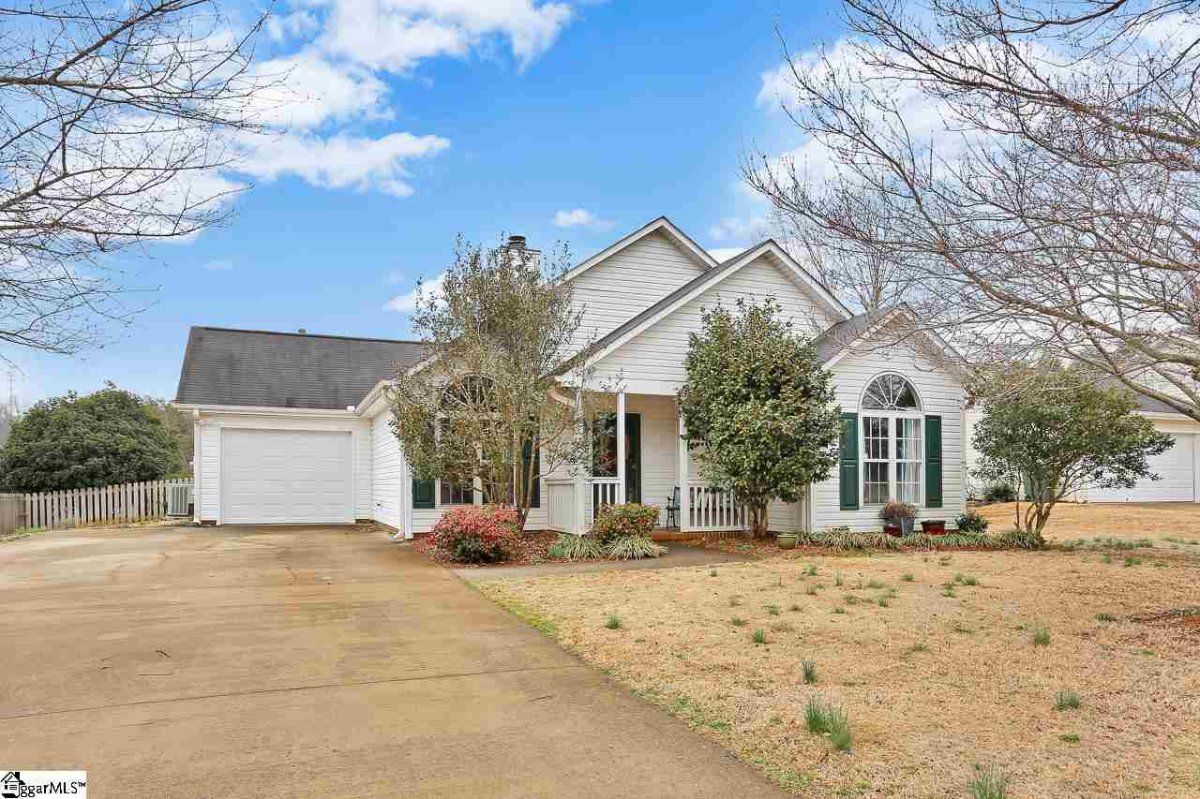 417 Golden Leaf Lane