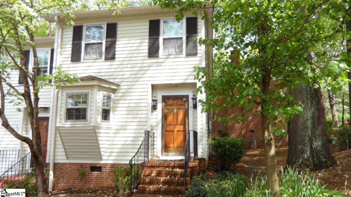 900 N Main Street #19