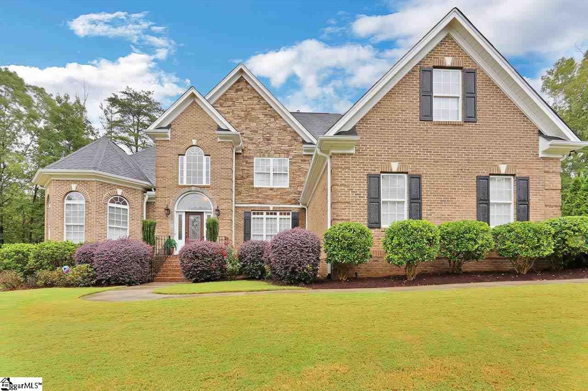 32 Collinsbrooke Court