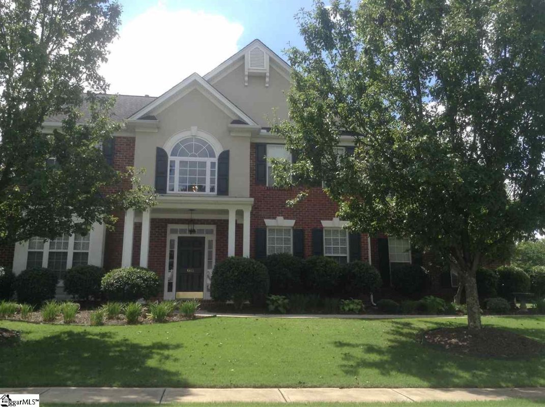 605 Heathercrest Court