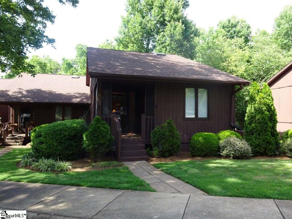 16 Creekside Way