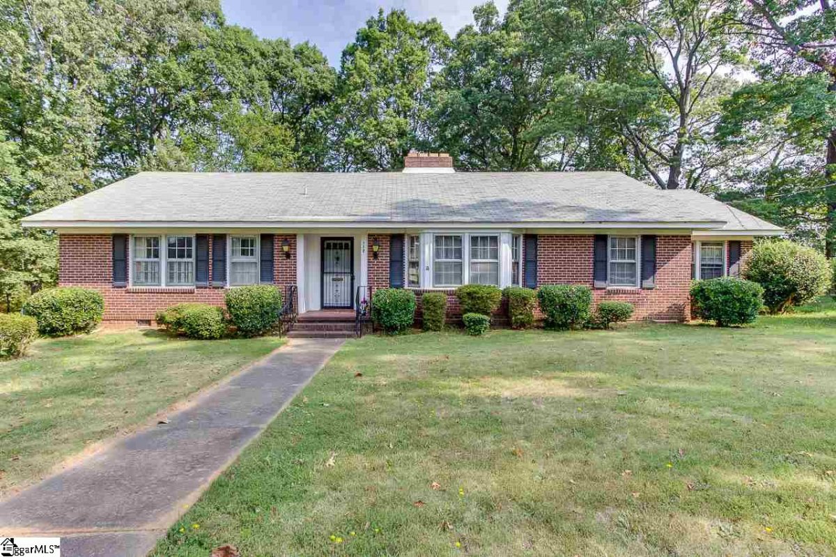 112 Birchwood Drive