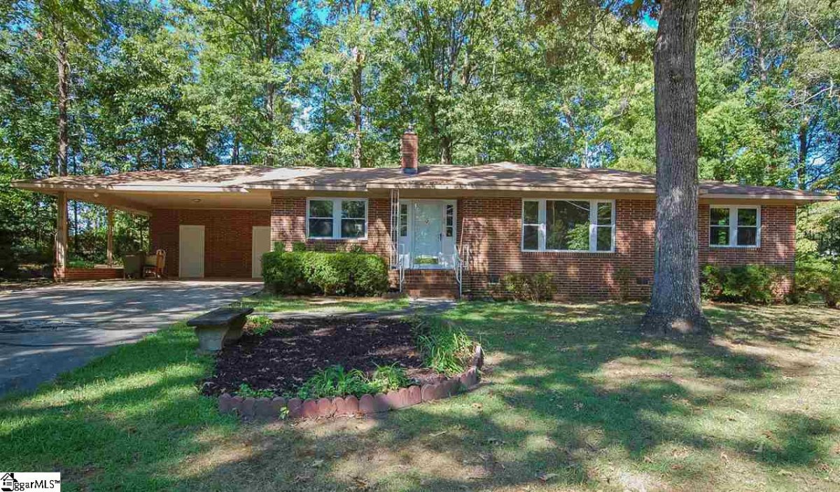 33 Blue Mountain Drive