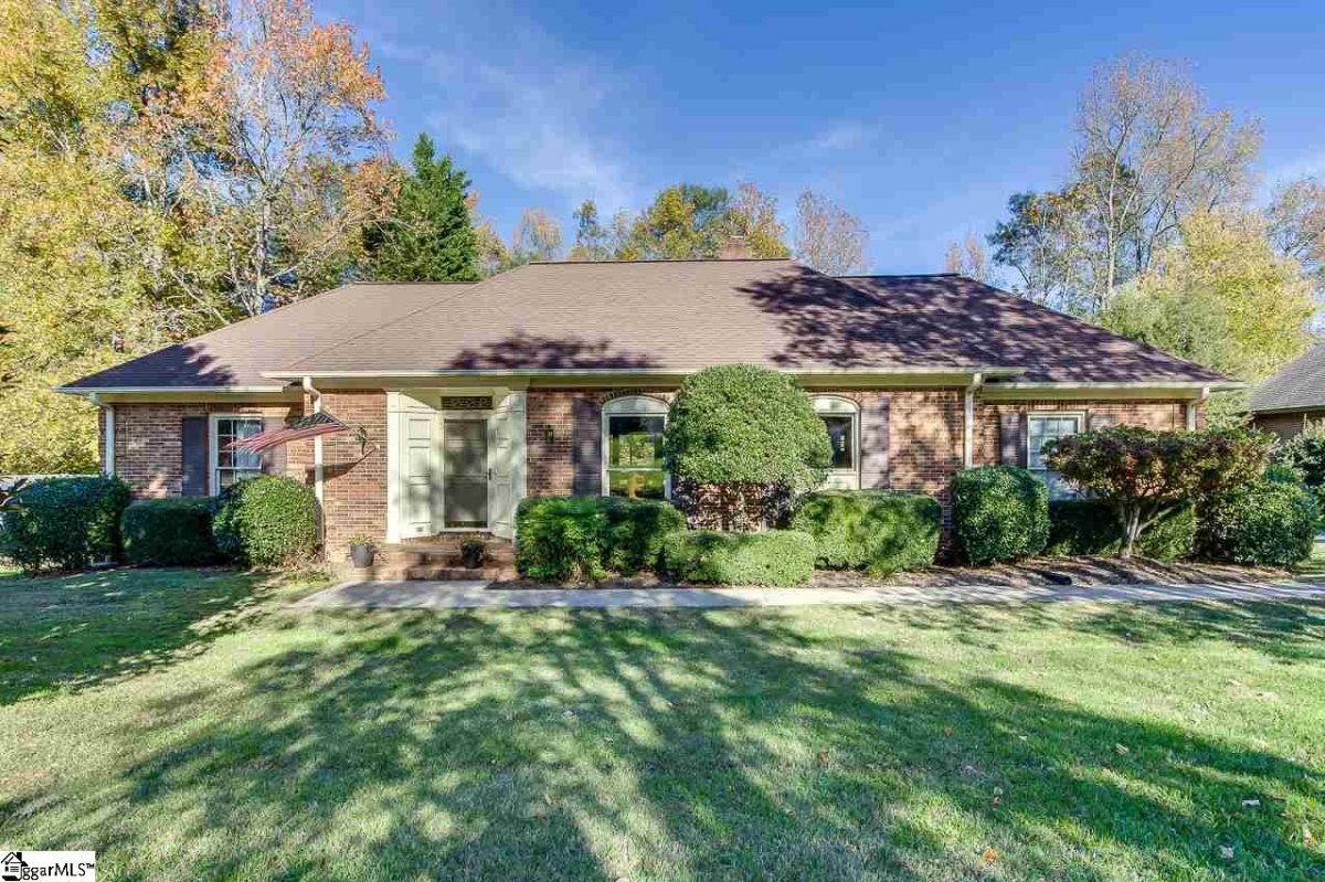 108 Dartmoor Drive