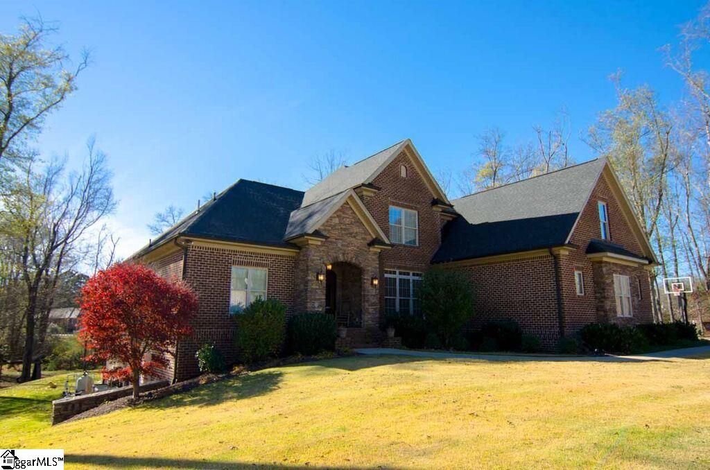 8 Colonel Storrs Court