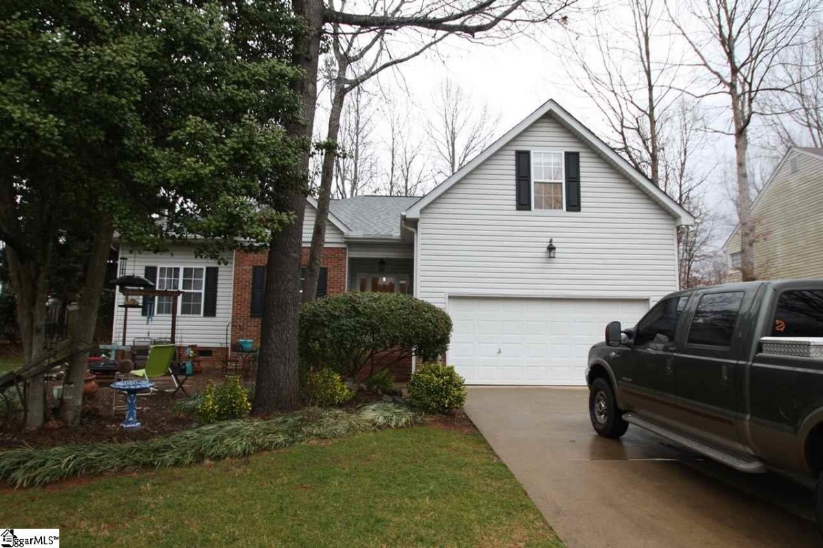 415 Roberts Road