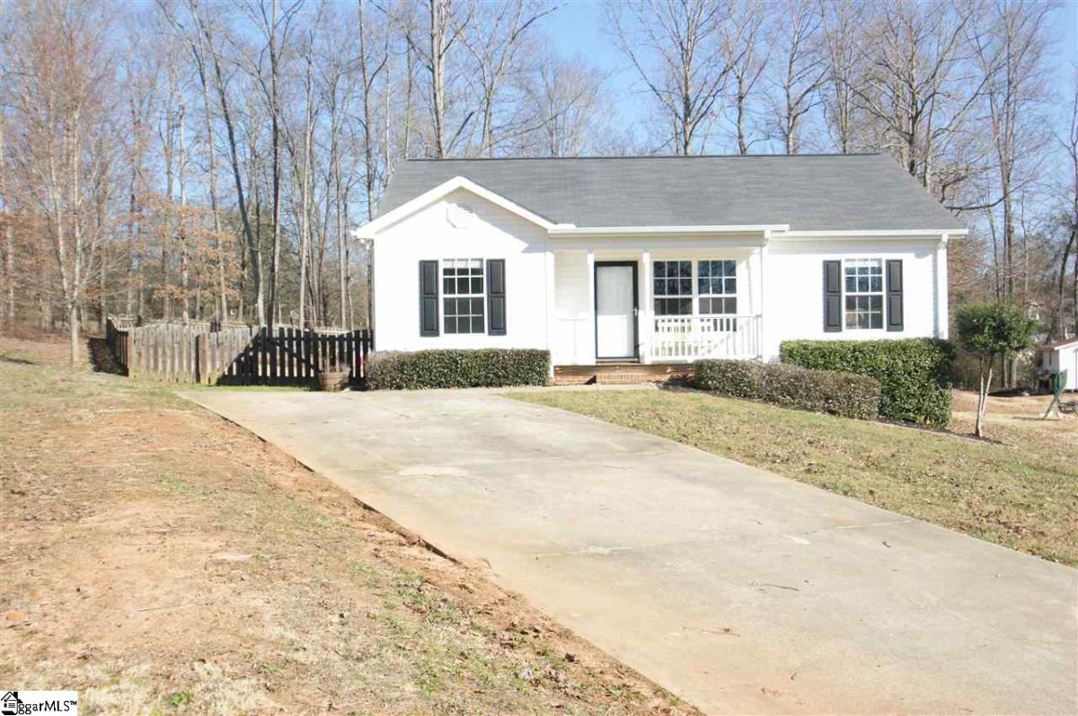 107 S Fox Circle